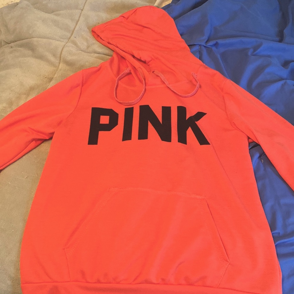 Womens medium pullover hoodie. No size tag. Pink